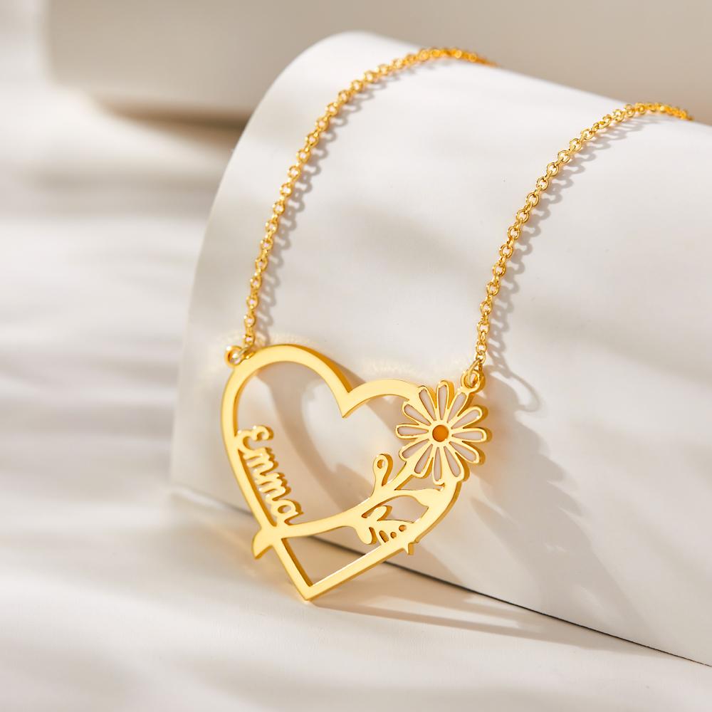 Personalized Daisy Heart-shaped Name Necklace