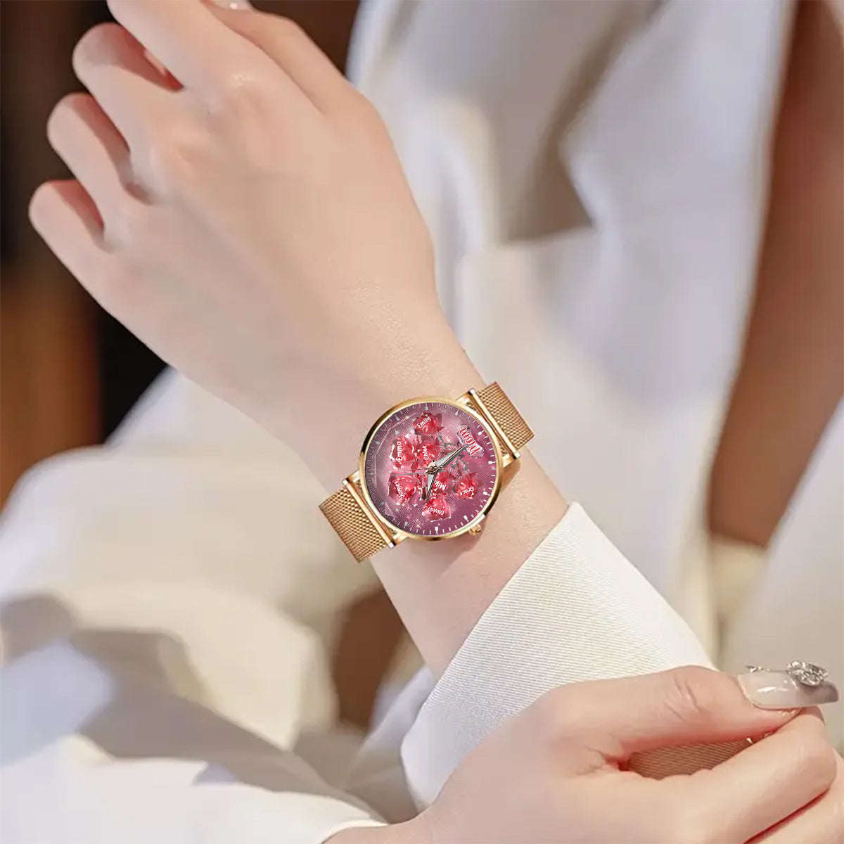 Each Rose Holds A Piece Of Your Heart - Personalized Mother Women Hand Watch