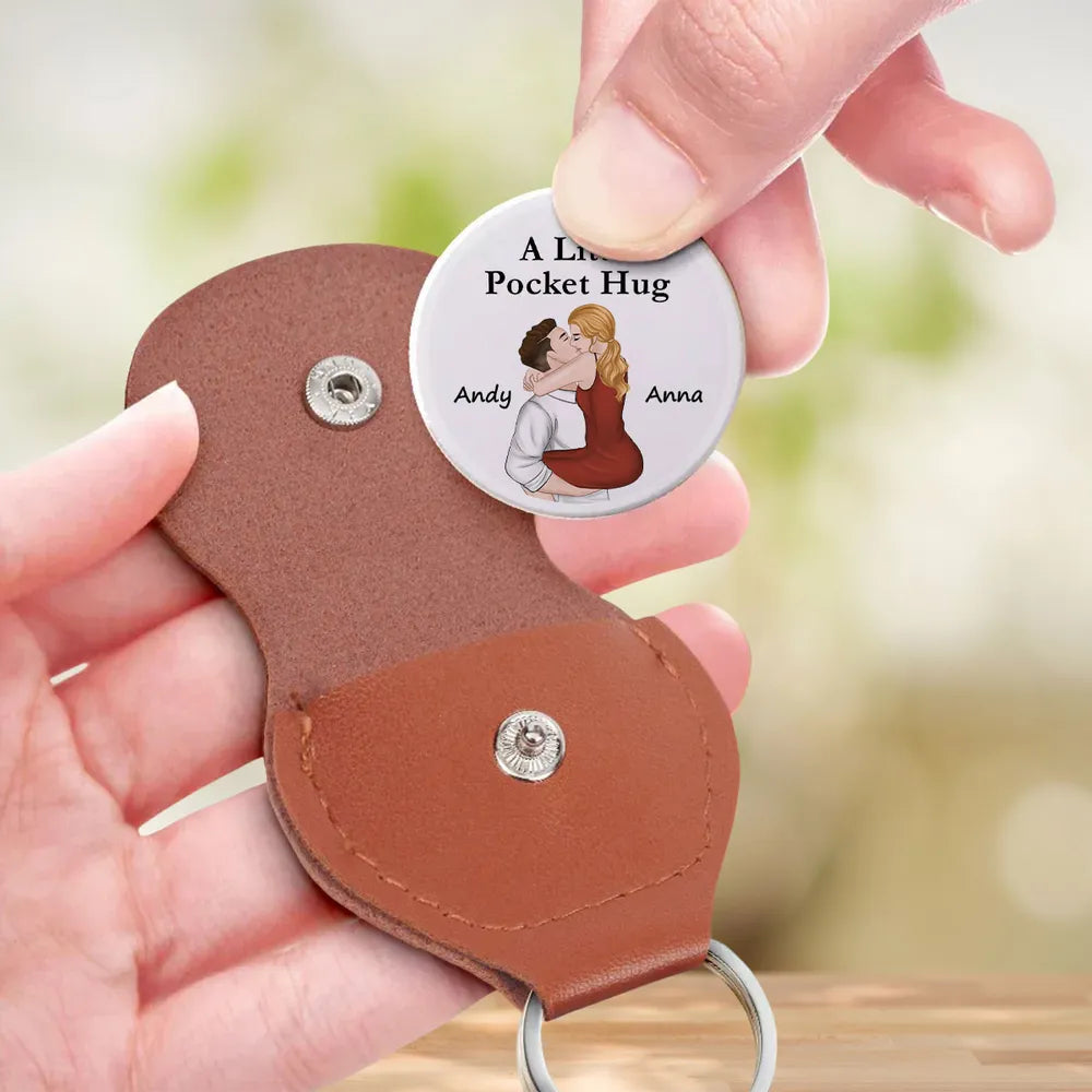 Pocket Hug Token Keychain – Romantic Gift-Ready Keepsake for Couples in Love